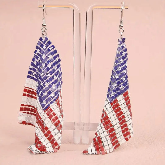 Banner Yet Wave Earrings